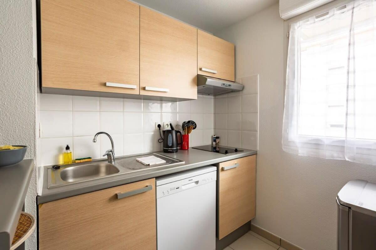 Le Sevigne - Cosy Et Calme - Balcon Et Parking Apartment เซซง เซวินเญ ภายนอก รูปภาพ
